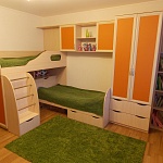 Корпусная мебель для детской: двухэтажная кровать, шкафы